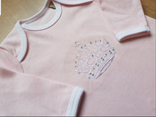 Load image into Gallery viewer, Beautiful Princess Crown Sleep Suit and Bib Set