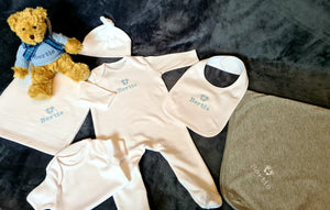 Duluxe Personalised New Baby Hamper