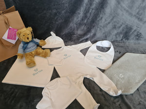 Duluxe Personalised New Baby Hamper