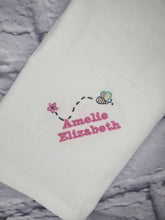 Load image into Gallery viewer, Duluxe Personalised New Baby Hamper &#39;The Bee and Flower&#39;